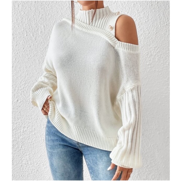 Cozy Cream Cut out Shoulder Oversized Sweater Top - Picture 2 of 5